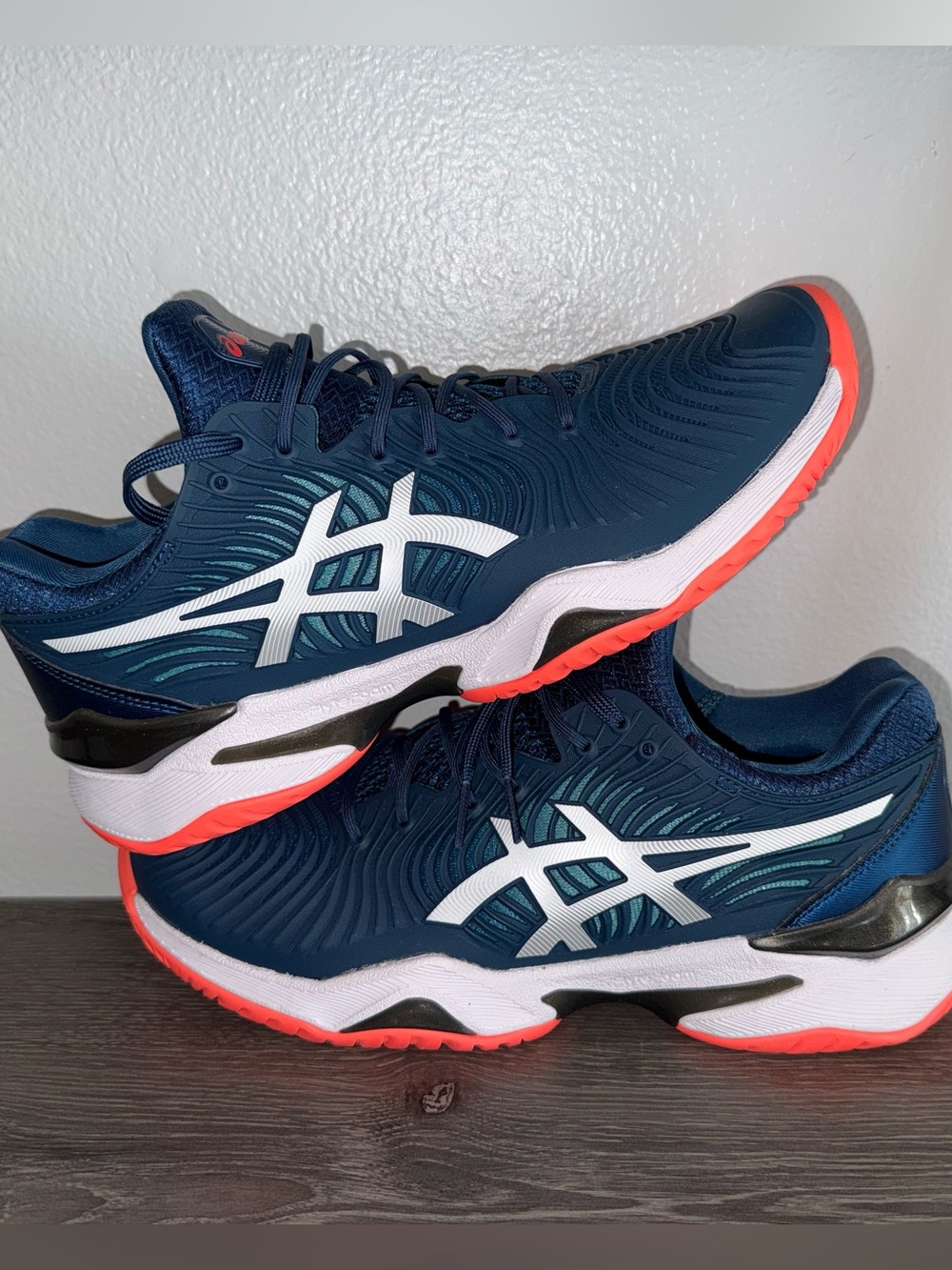 ASICS Court FF2 Men's Navy “Make Blue” Sneakers w/ Coral & White Accents, 7M NEW